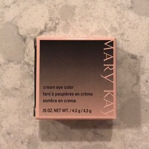 Mary Kay eye color